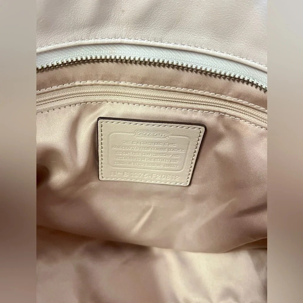 COACH Alexandra Cream and taupe leather hobo bag. - Picture 12 of 12